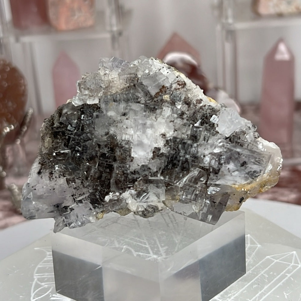Cube fluorite