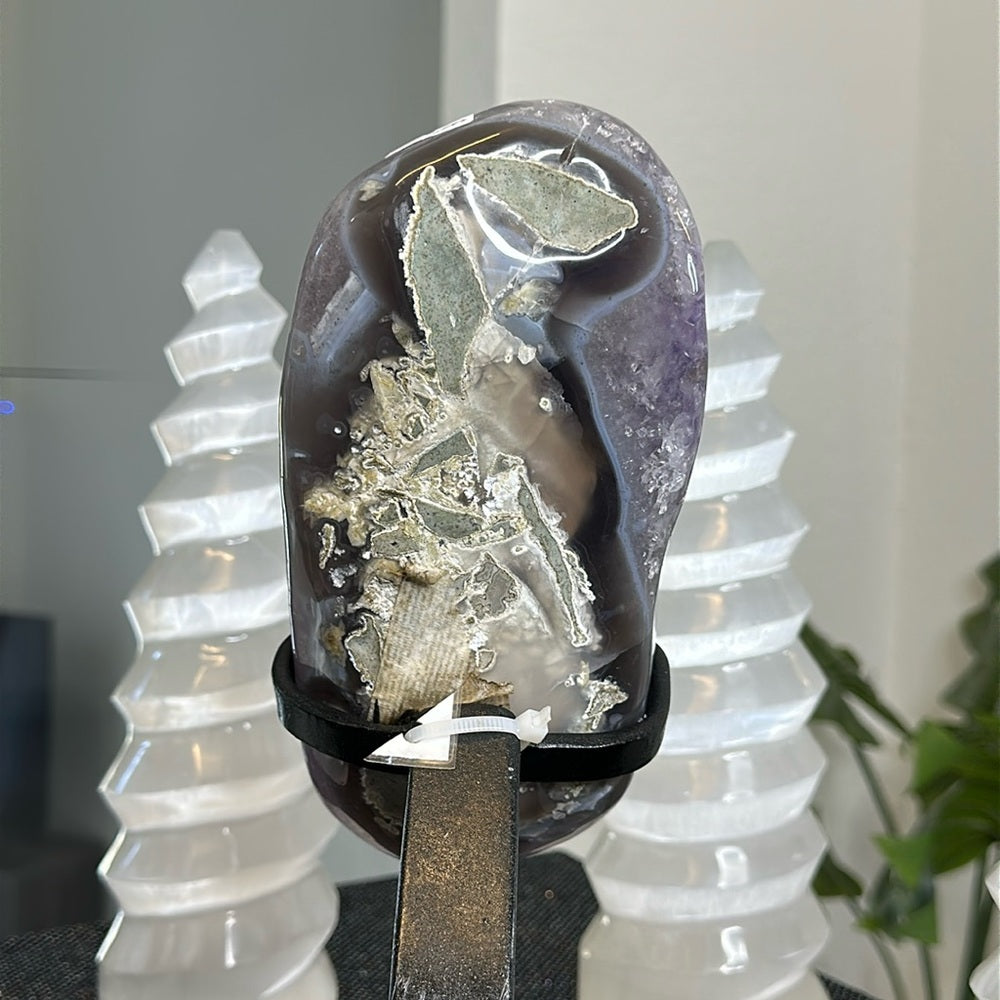Flower Amethyst on Metal Base FA52