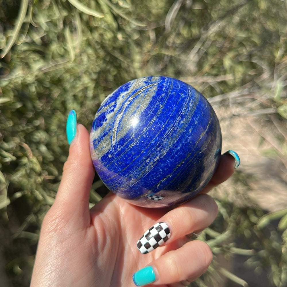 Lapis lazuli sphere LLS2