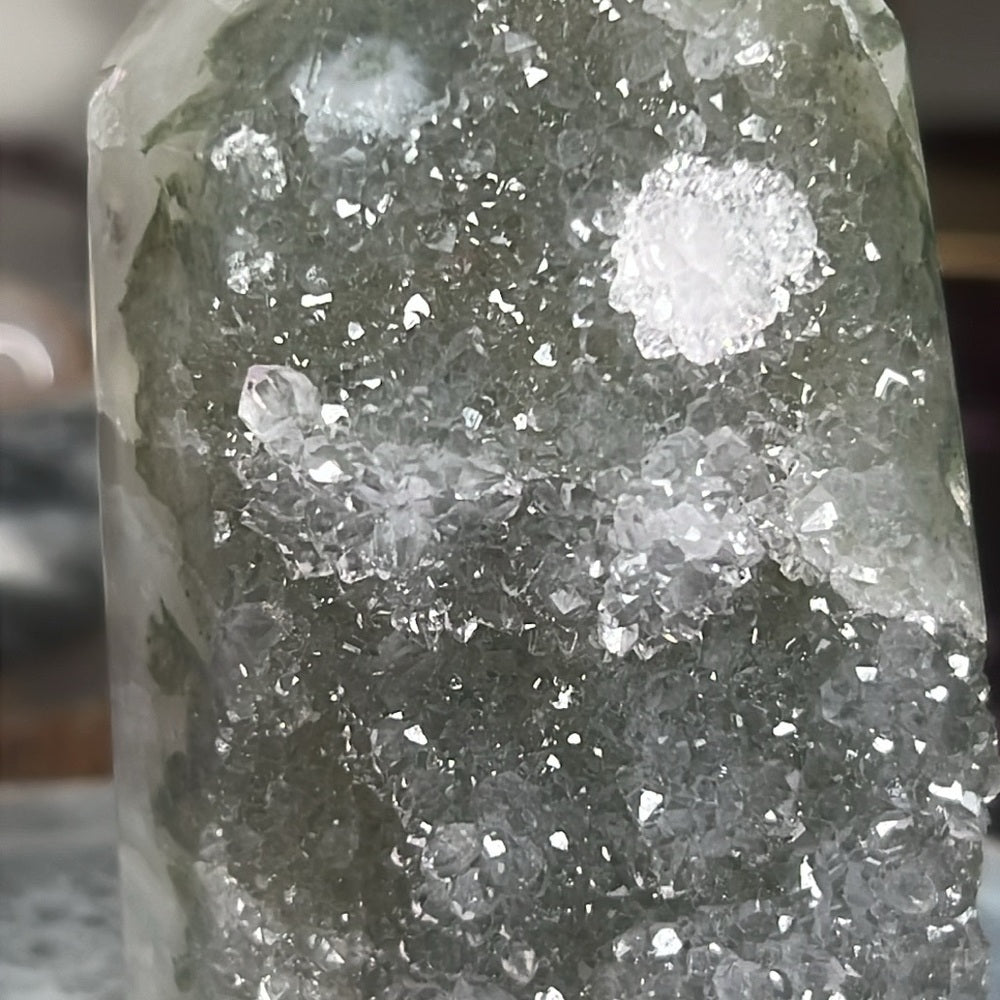 Druzy Amethyst Agate Tower - AAT03