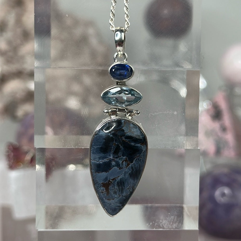 Petersite with topaz and kyanite pendant PTK02