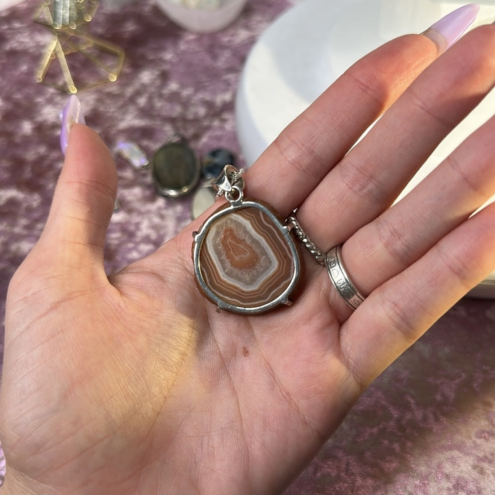 Orange & White brazillian agate pendant OW01