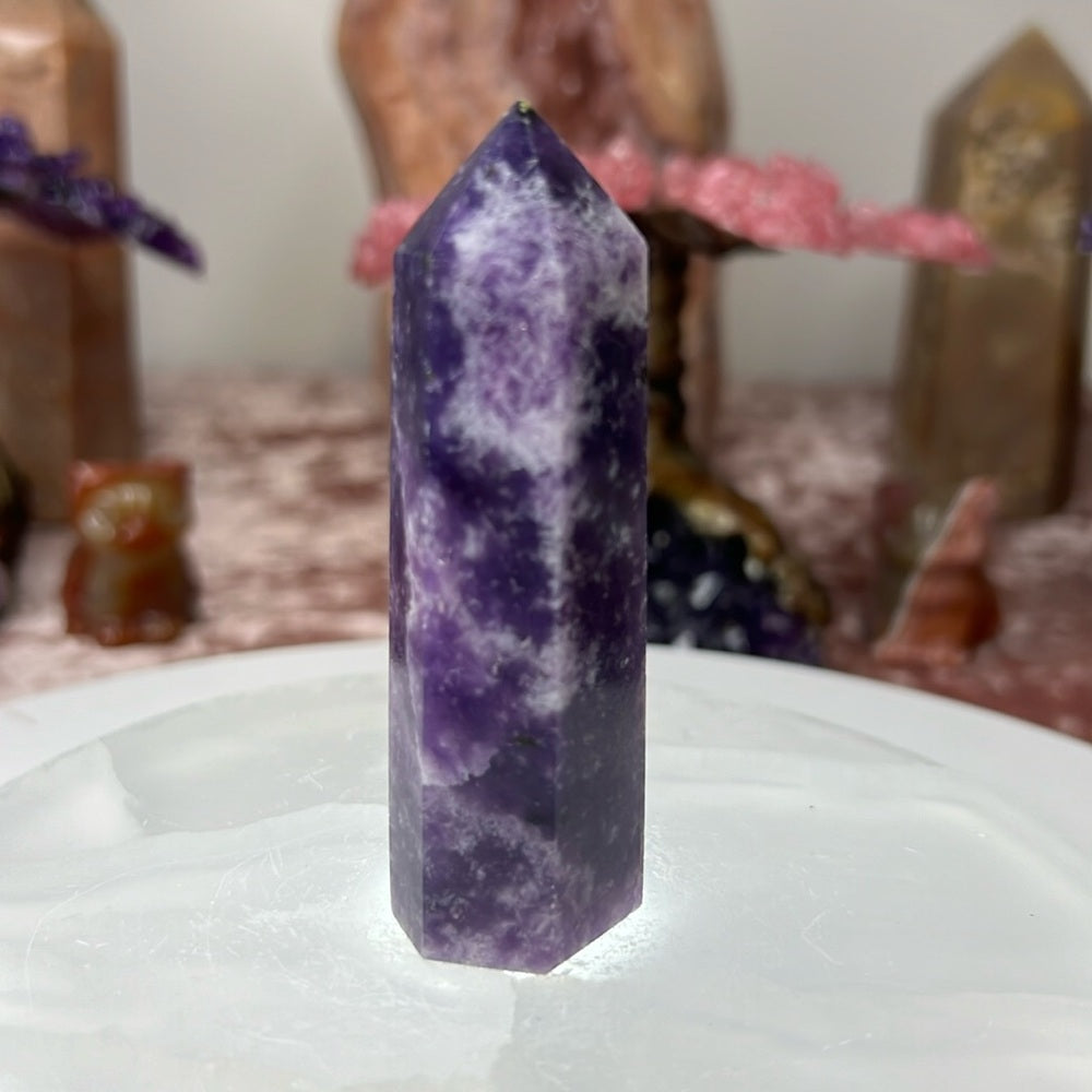 Lepidolite tower LT03