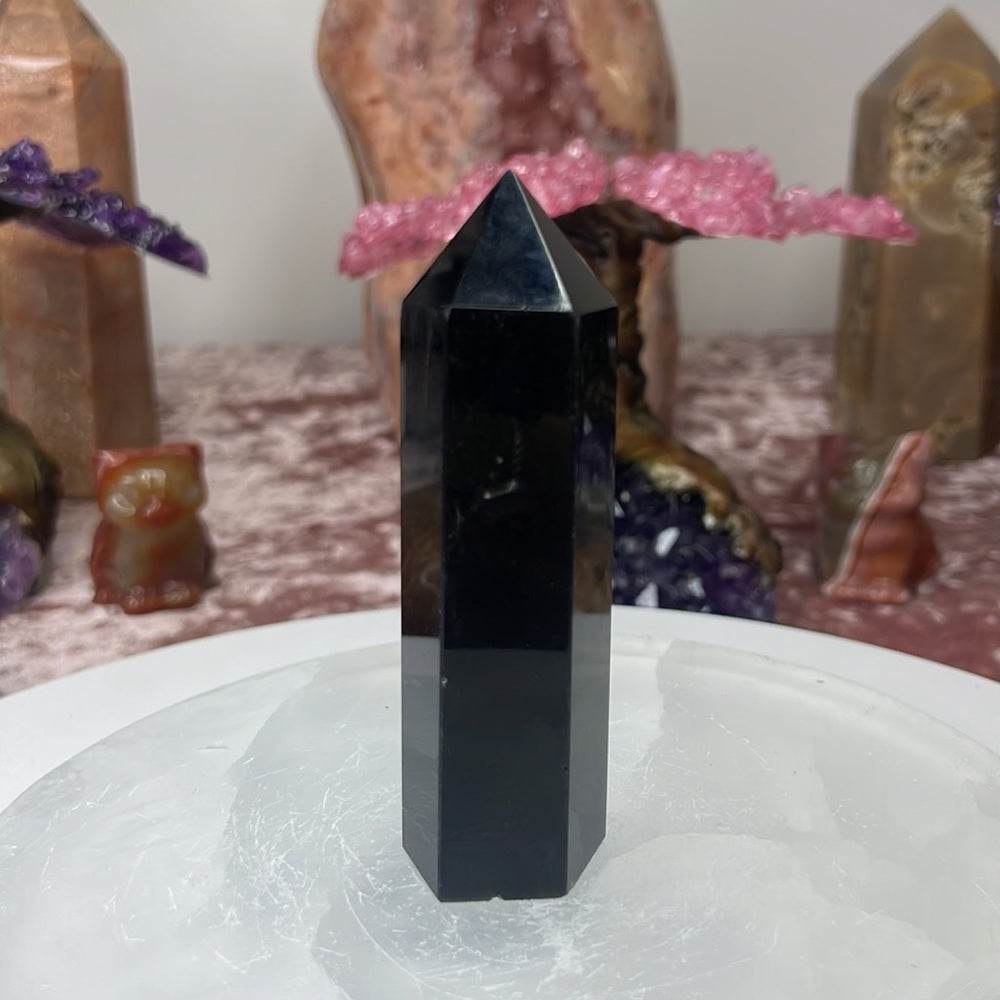 Obsidian tower OT01