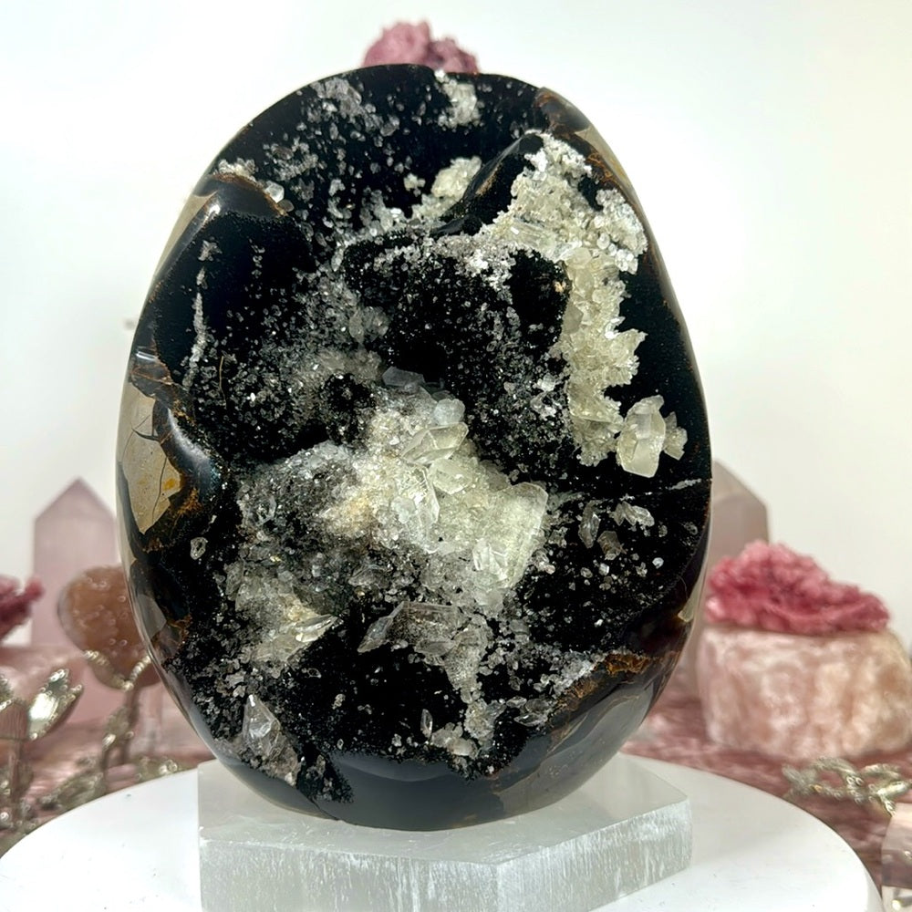 Septarian Egg w/ Calcite SEC07