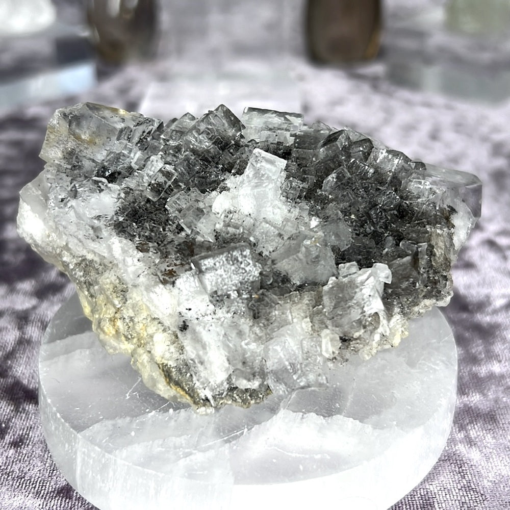 Cube fluorite