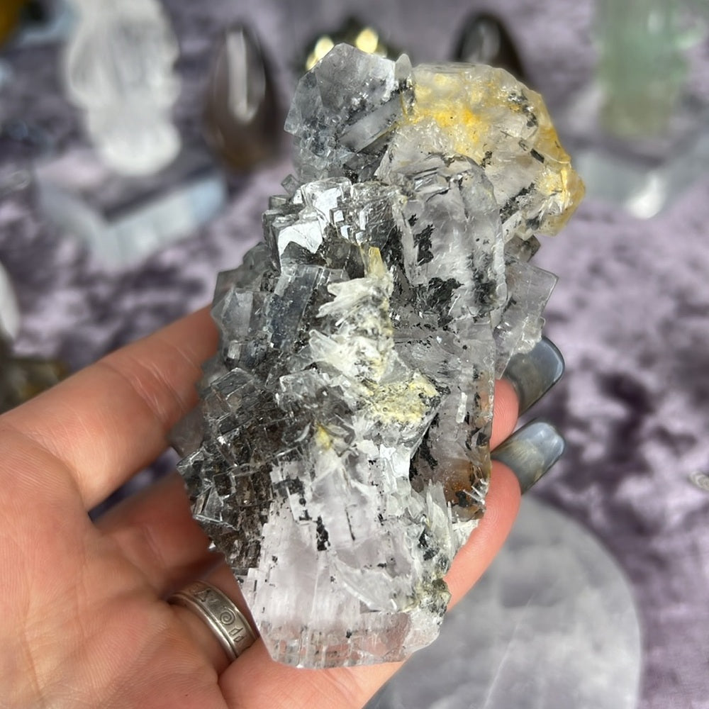 Cube fluorite