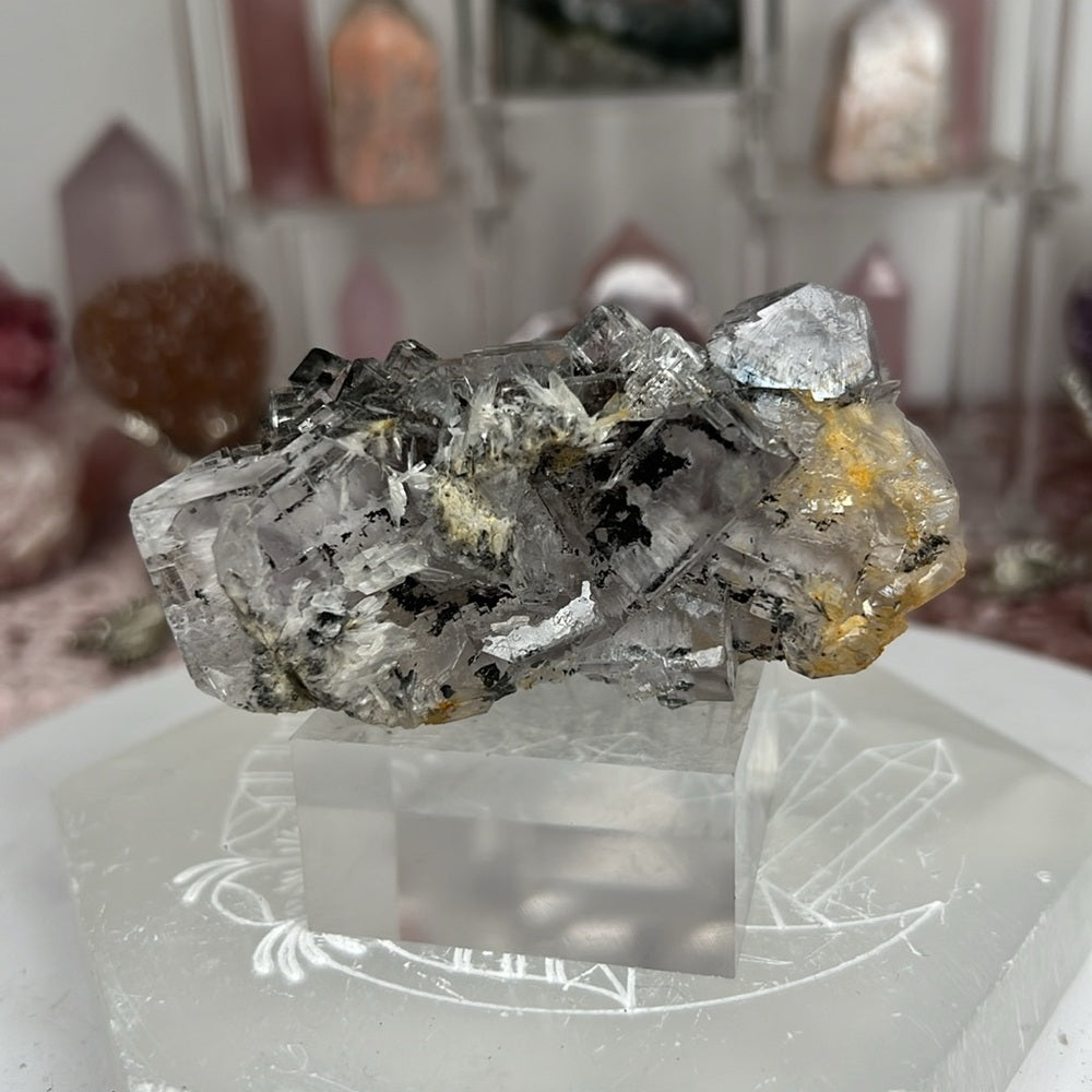 Cube fluorite