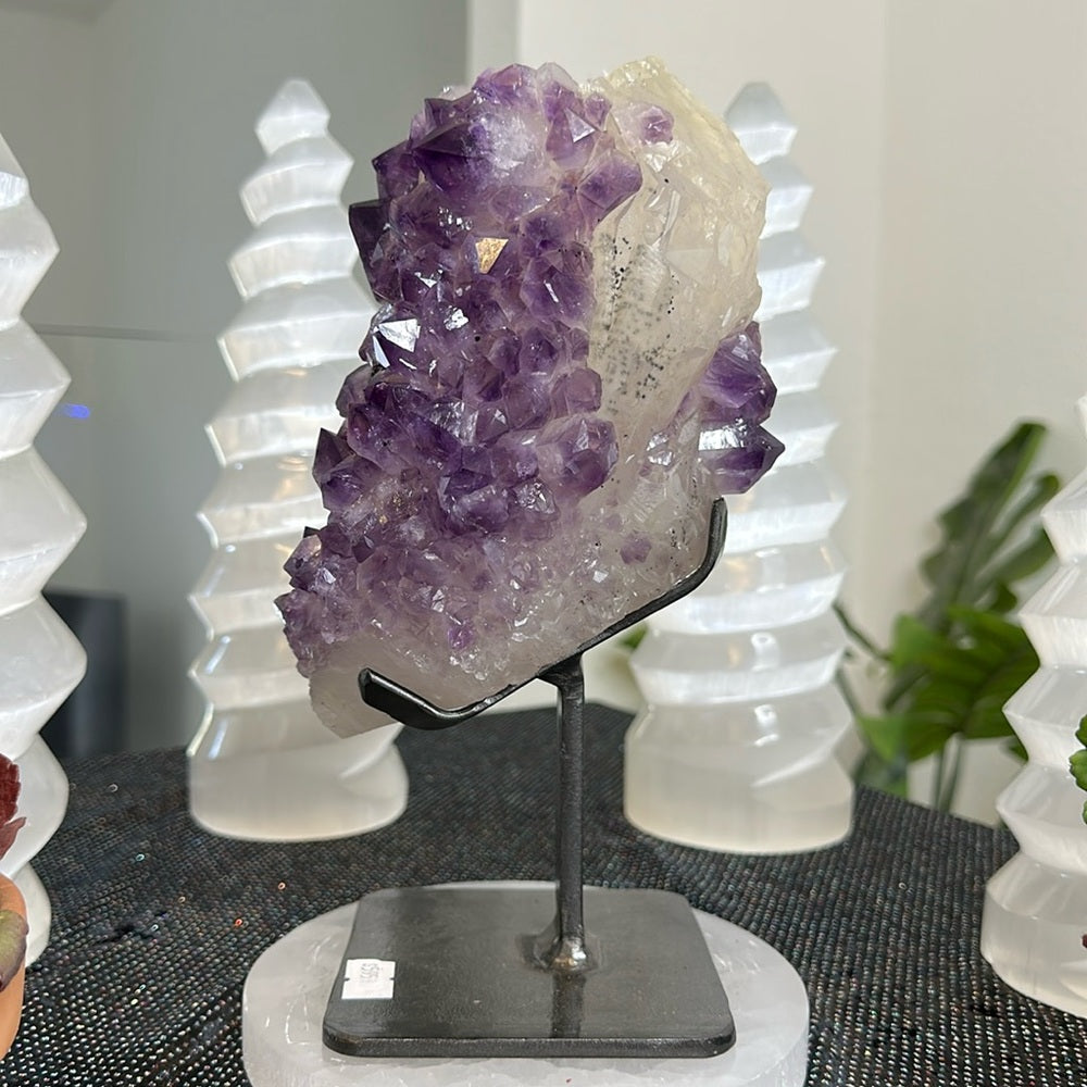 Special Amethyst on Calcite SAC64