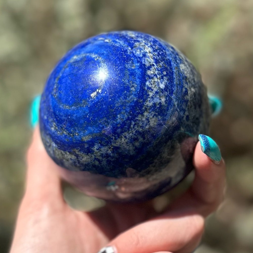 Lapis lazuli sphere LLS1