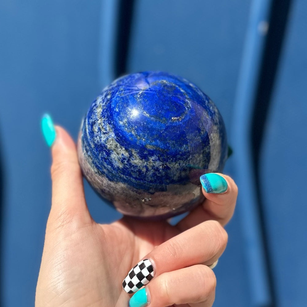 Lapis lazuli sphere LLS1