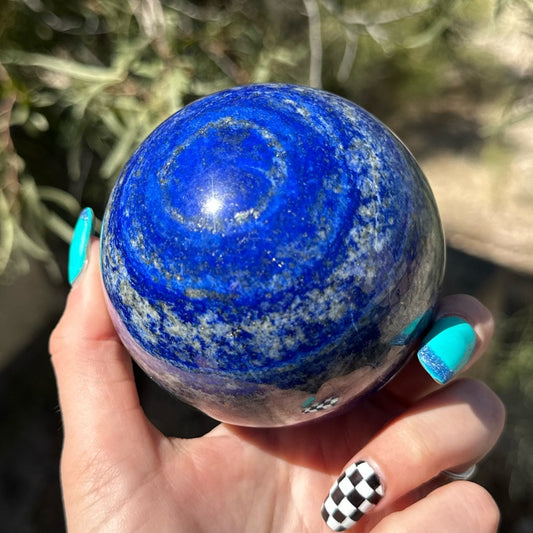 Lapis lazuli sphere LLS1