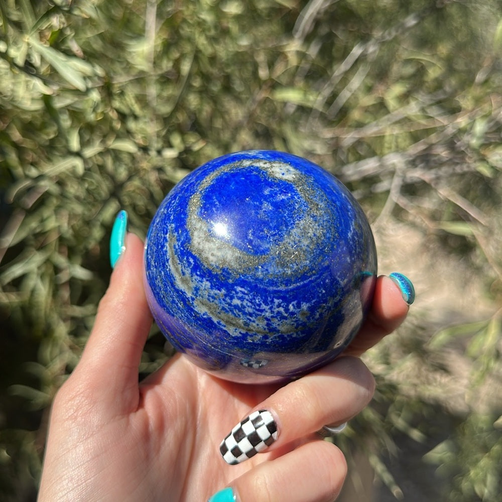 Lapis lazuli sphere LLS2
