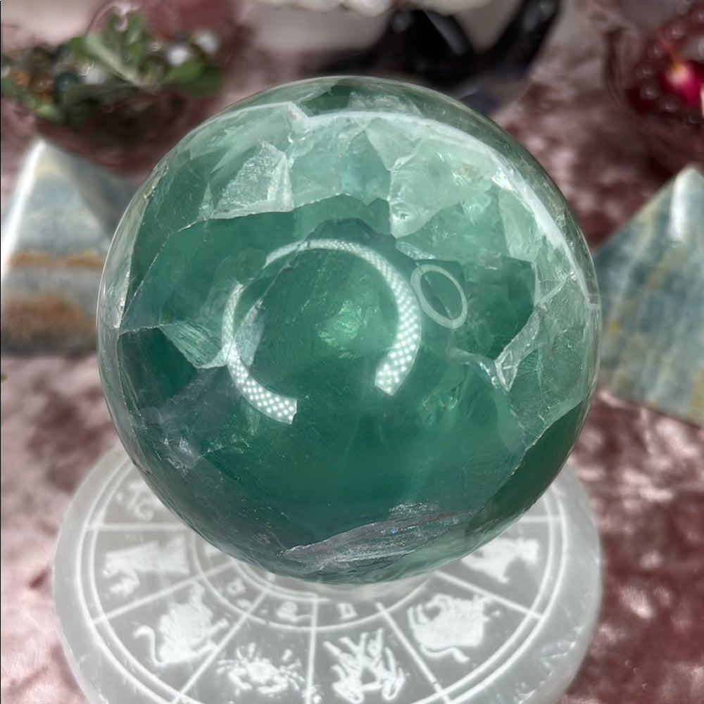 Green fluorite sphere