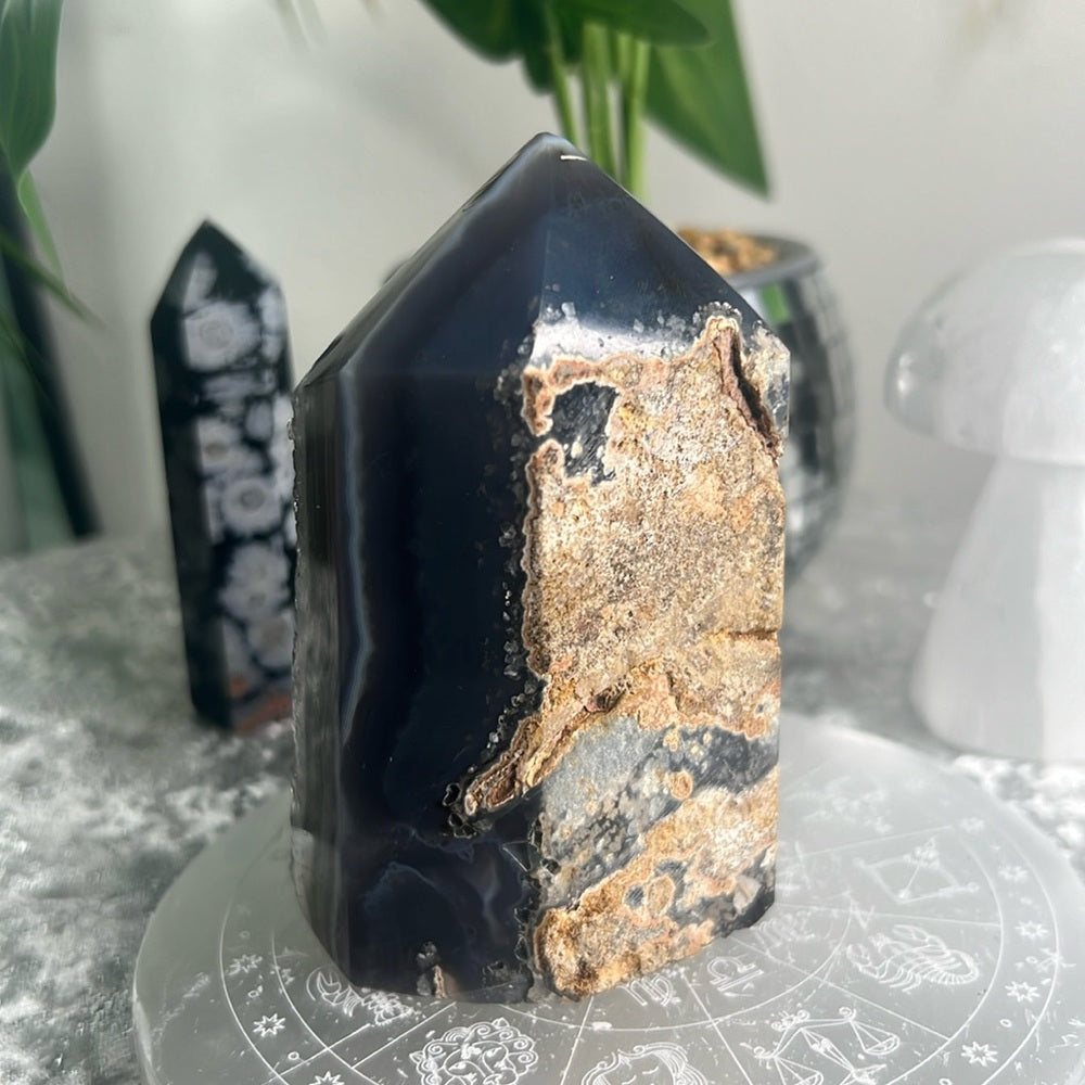 Druzy Amethyst Tower w/ Blue Agate Banding- DAT01