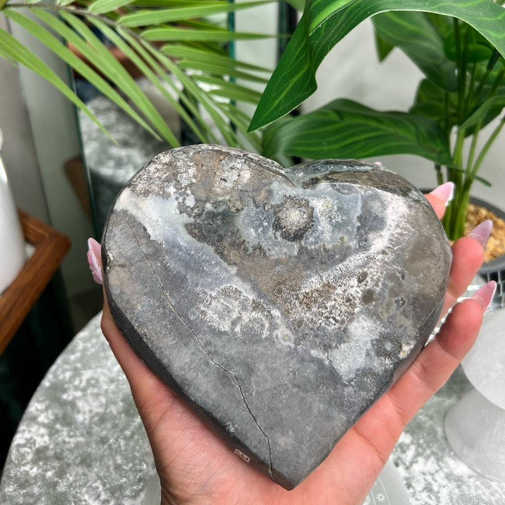 Druzy Lavender Amethyst Heart- DLA01