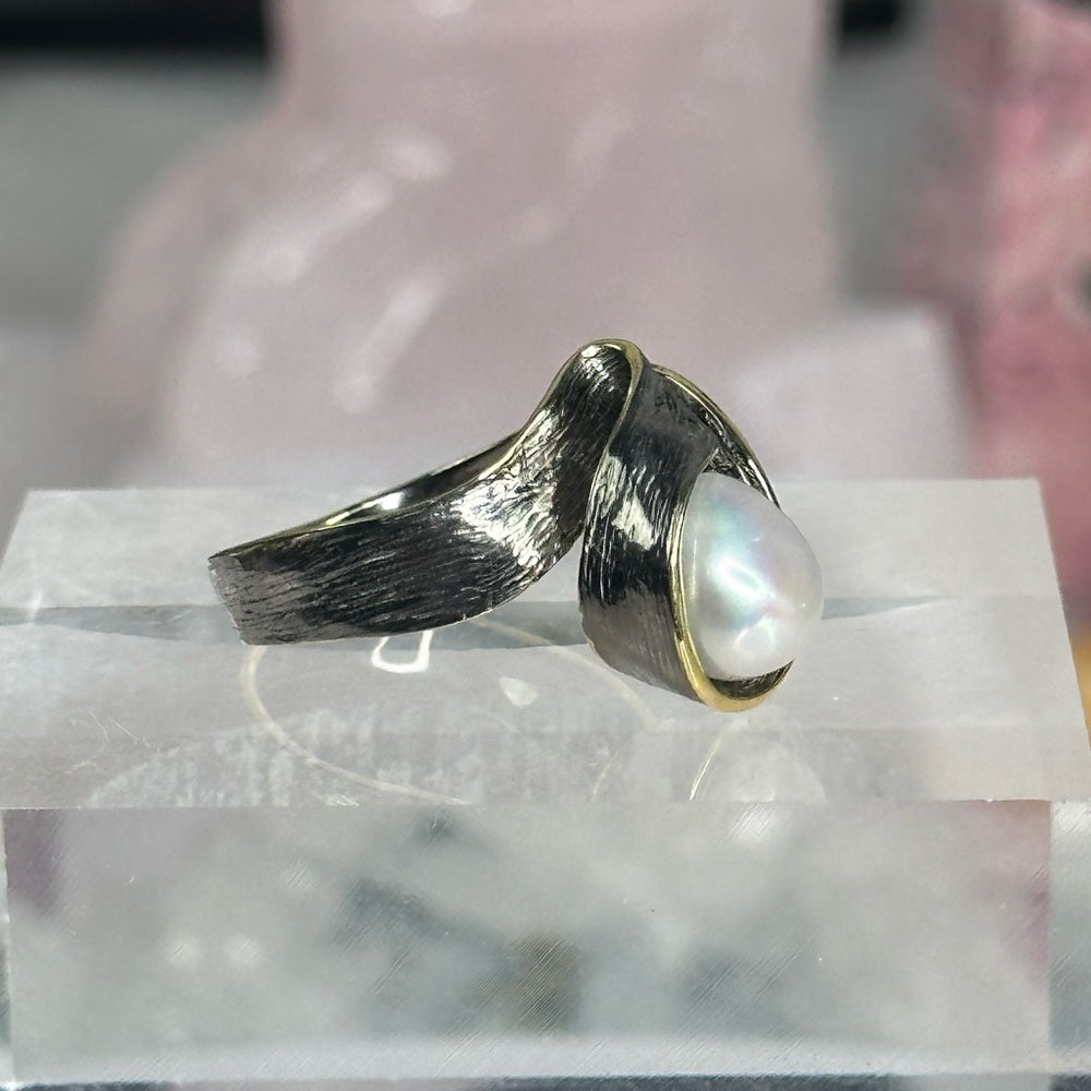 Pearl ring size 9