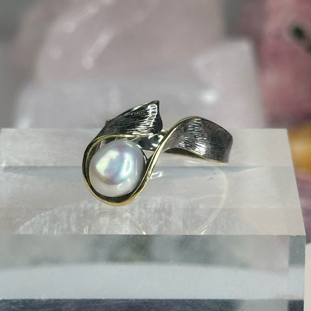 Pearl ring size 9