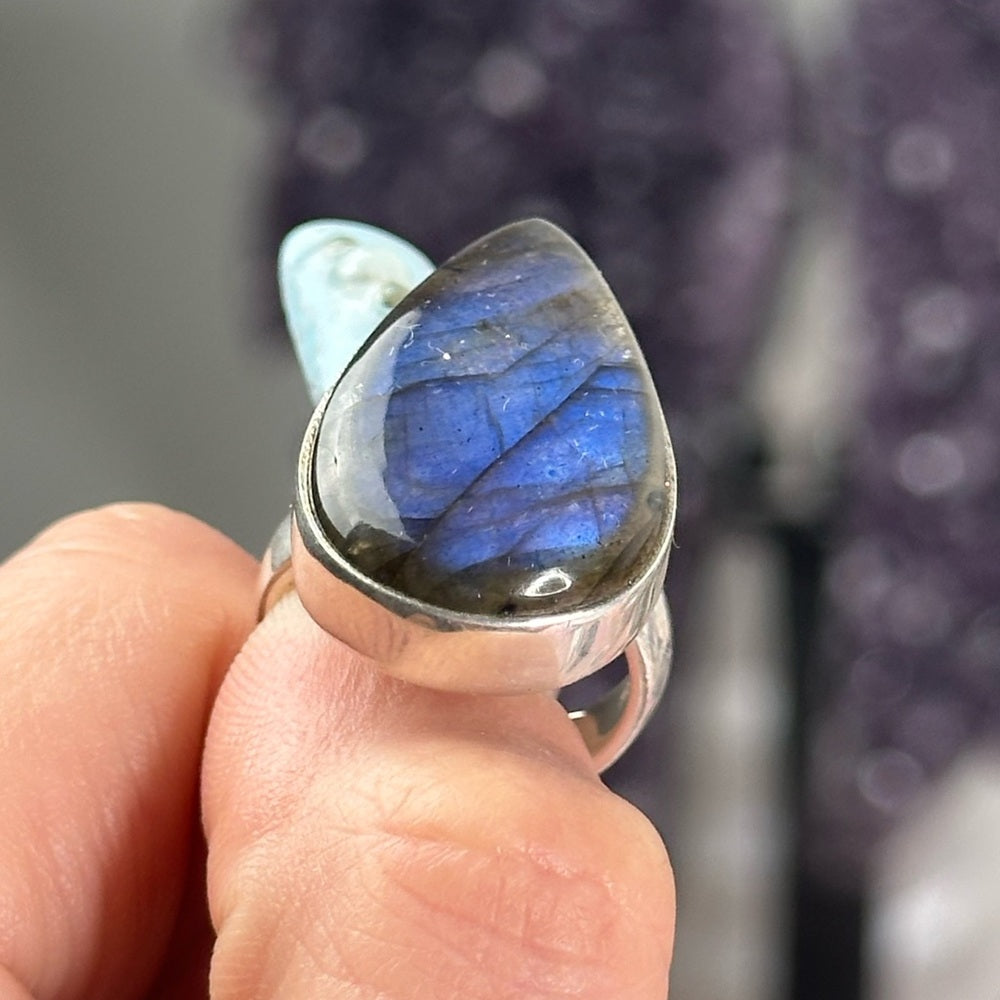 Labradorite with blue flash ring size 5