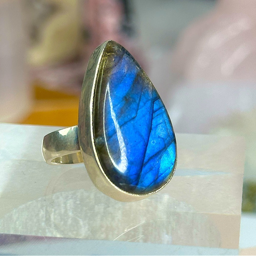 Labradorite with blue flash ring size 5