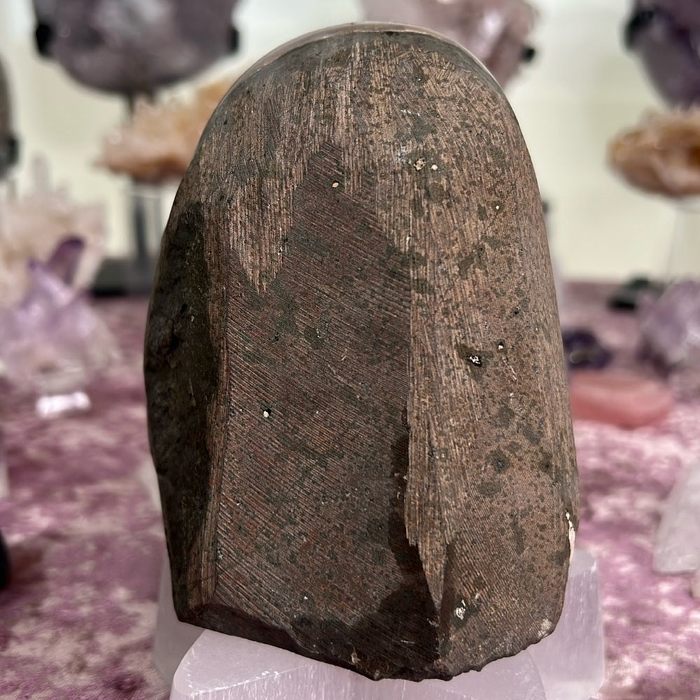Amethyst with Calcite Inclusions 💜🦄🕊️ ACI01