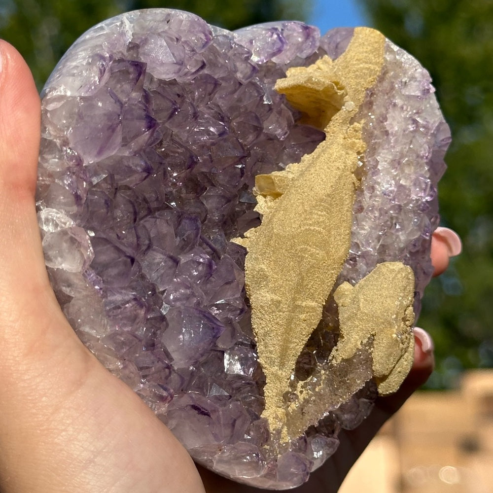 Heart-Shaped Amethyst with Special Crystal Formation 💜🌈 HSA01