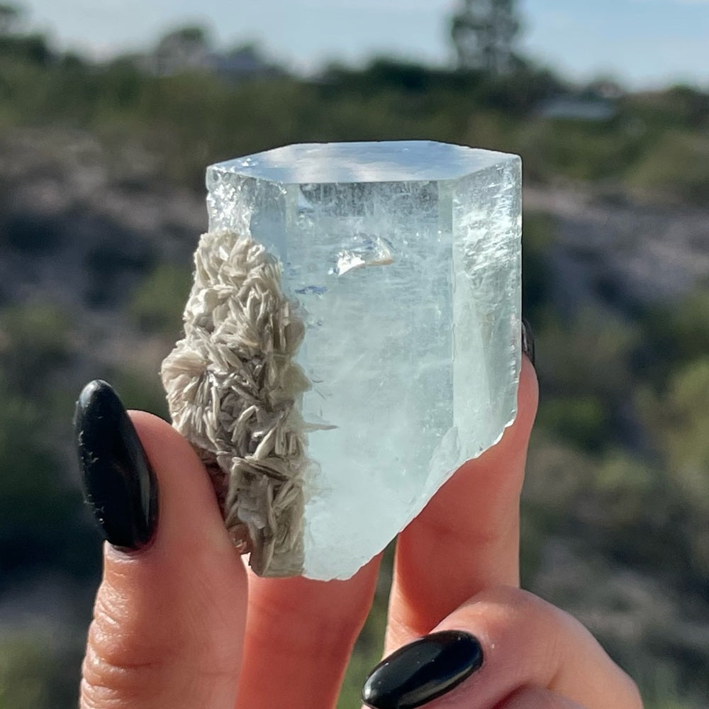 Beautiful Aquamarine Chunk 💎✨🤍 AC01