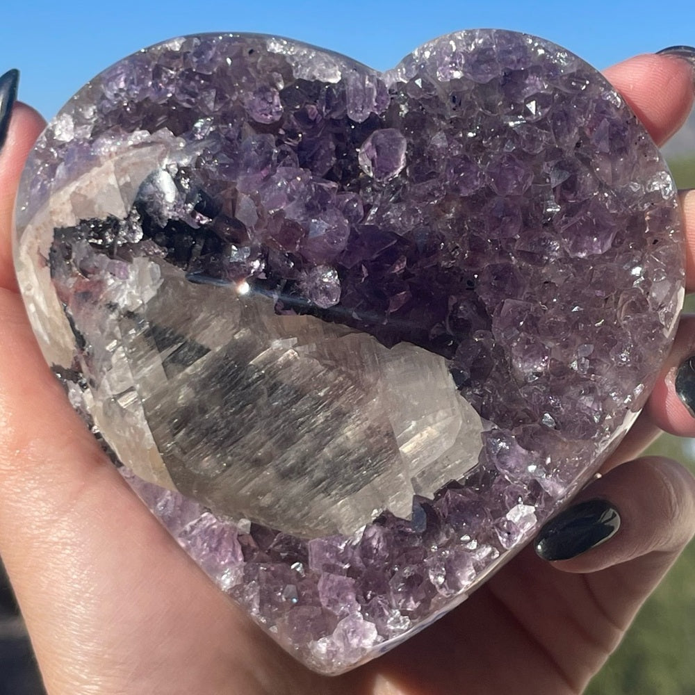 Heart-Shaped Amethyst with Special Crystal Formation 💜🌈 HSA02