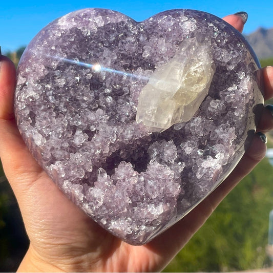 Heart-Shaped Amethyst with Special Crystal Formation 💜🌈 HSA03