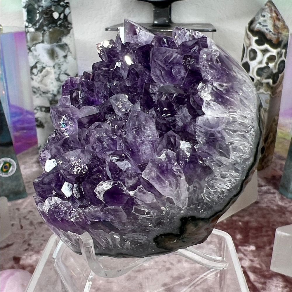 Heart-Shaped Amethyst with Special Crystal Formation 💜🌈 HSA06