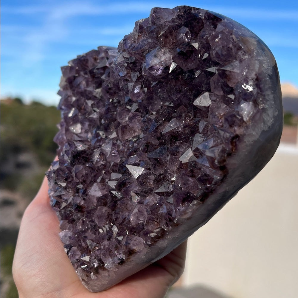 Heart-Shaped Amethyst with Special Crystal Formation 💜🌈 HSA07