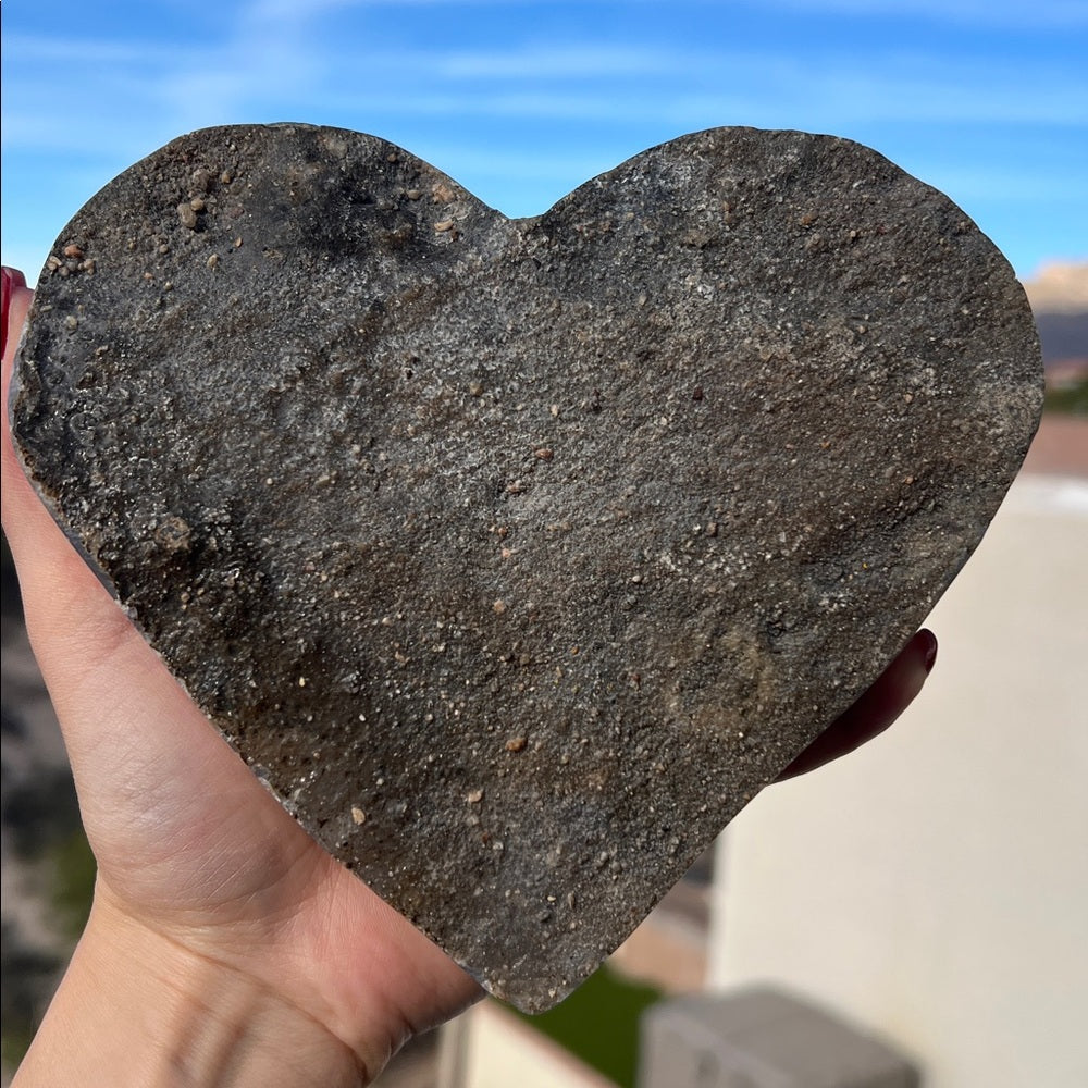 Heart-Shaped Amethyst with Special Crystal Formation 💜🌈 HSA07