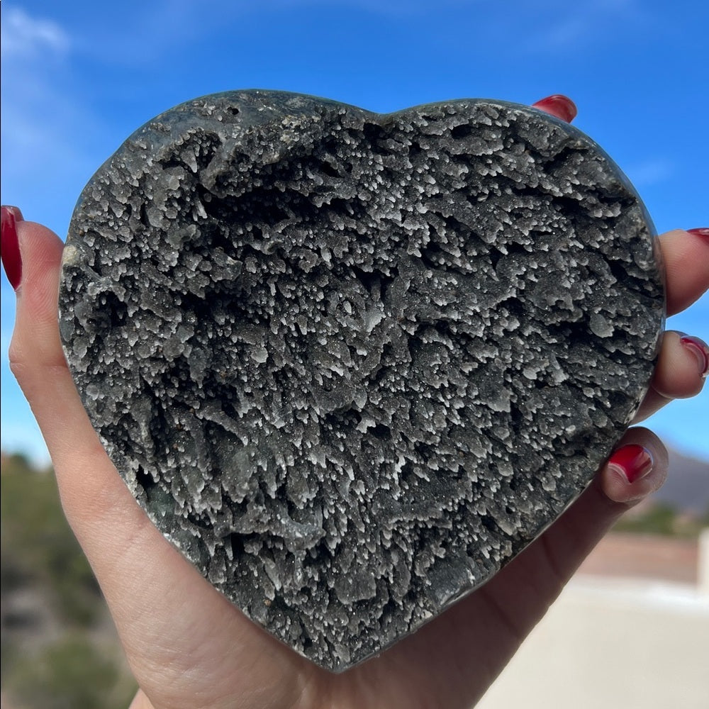Druzy Heart-Shaped Amethyst 💜🌈 HSA08